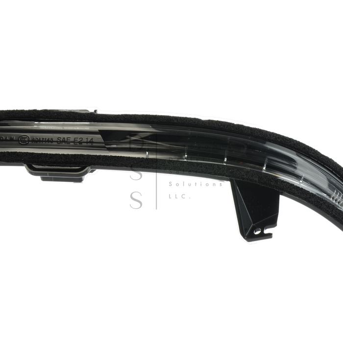 New Genuine Ford Lamp Asy EJ7Z13B374A / EJ7Z-13B374-A OEM